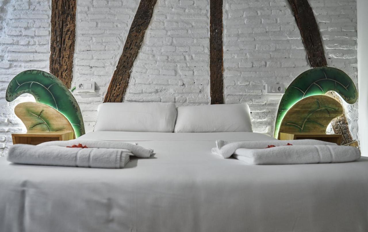 Pension Aliciazzz Bed And Breakfast Bilbao Luaran gambar