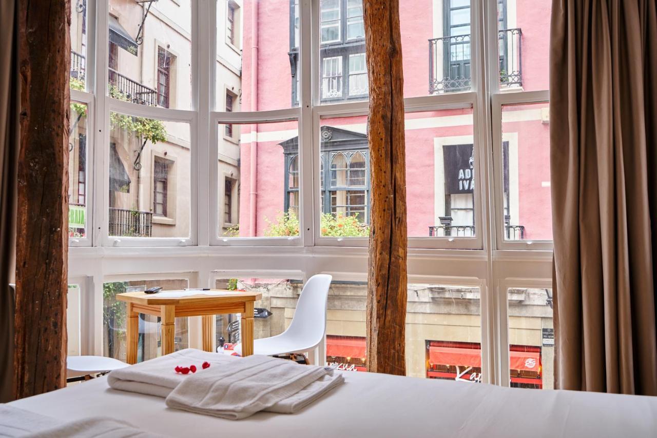 Pension Aliciazzz Bed And Breakfast Bilbao Luaran gambar