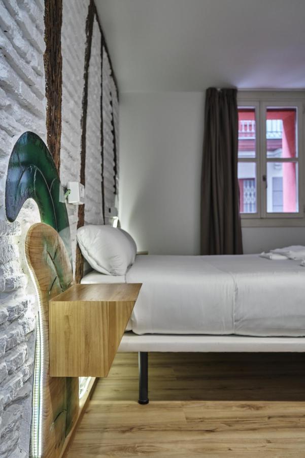 Pension Aliciazzz Bed And Breakfast Bilbao Luaran gambar